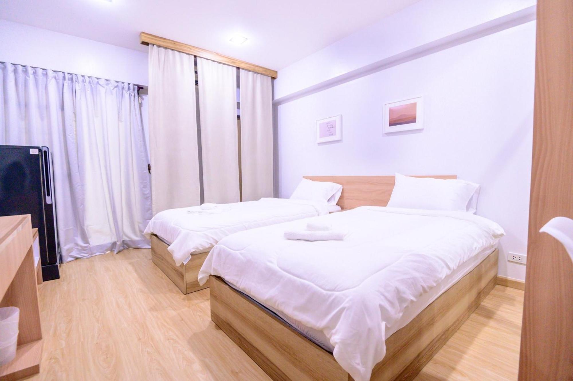 Creston Grand Hotel Suphan Buri Exterior foto