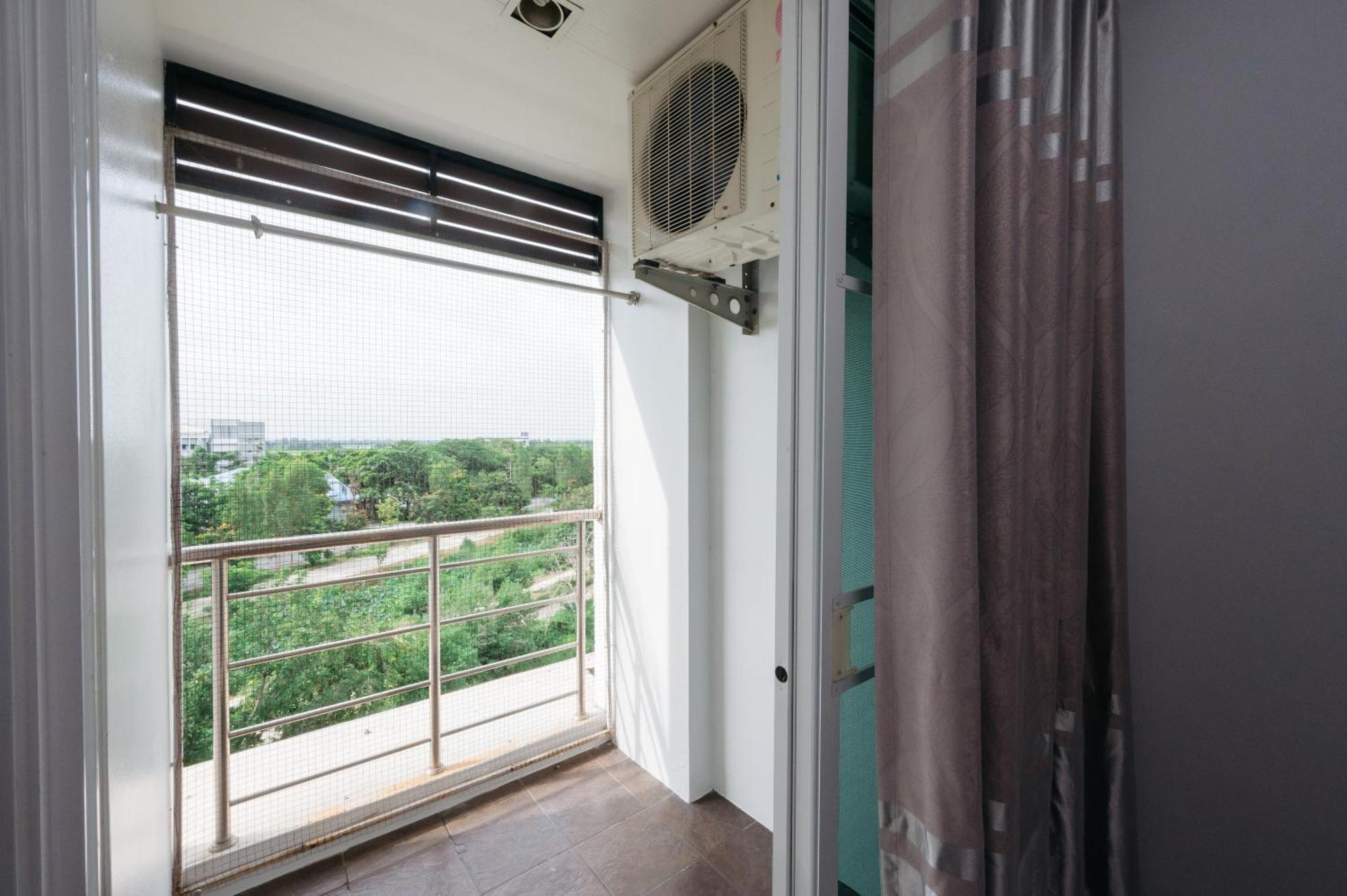 Creston Grand Hotel Suphan Buri Exterior foto